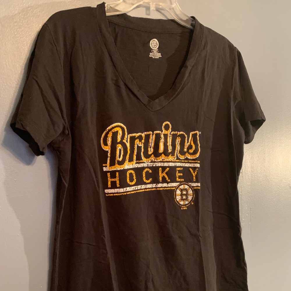 NHL Bruins hockey v neck